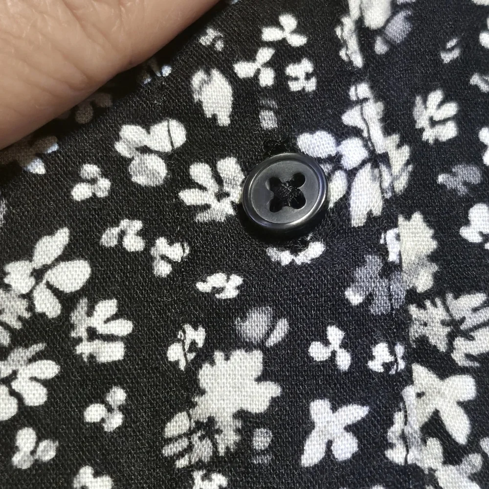 Old Navy Button Front Ditsy Floral Dress Navy & White Size L
